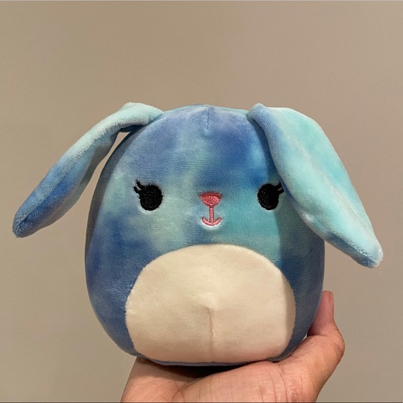 Bobby Bunny Squishmallow - Picture 1 of 1